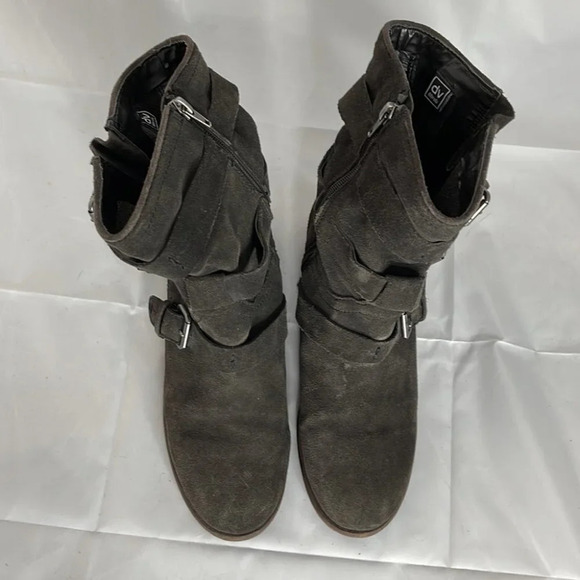 DOLCE VITA Suede Moto Boots Grey Leather Buckle Strap Zip Low Heel Grunge 9.5 - Picture 5 of 13